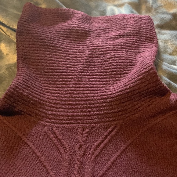 Knit turtleneck - Picture 9 of 9